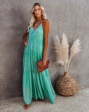 Load image into Gallery viewer, Split Big hem,Green Maxi dress, Beach Boho Dress
